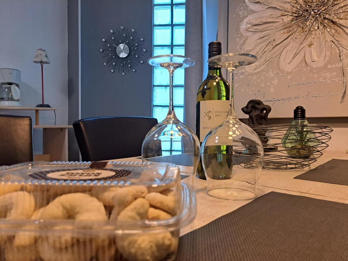 Apartment Iggory Pula Bagian luar foto